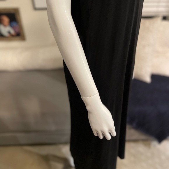 Splendid Black Racer Back Tea Length Dress - Picture 3 of 5